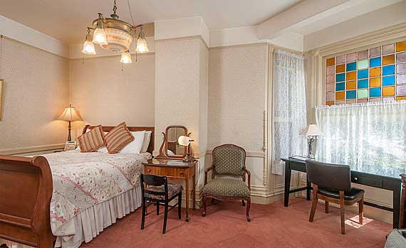 Hinds House room 1
